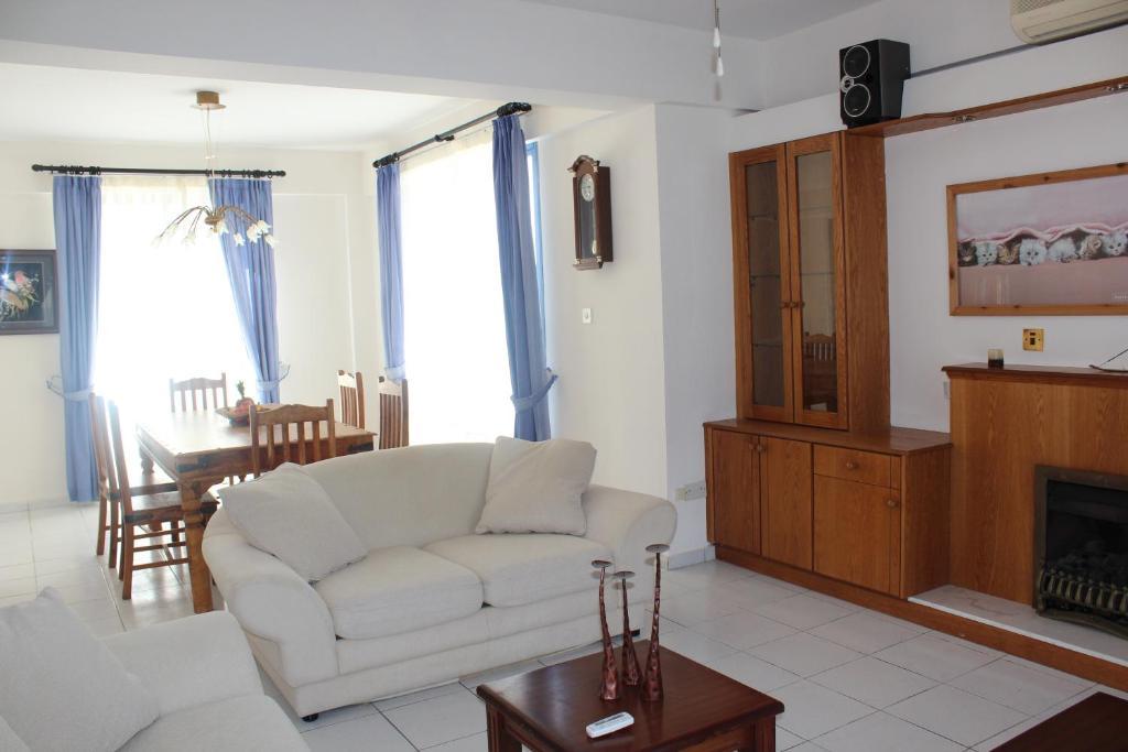 Kavalla Forest Villas Paphos Zimmer foto