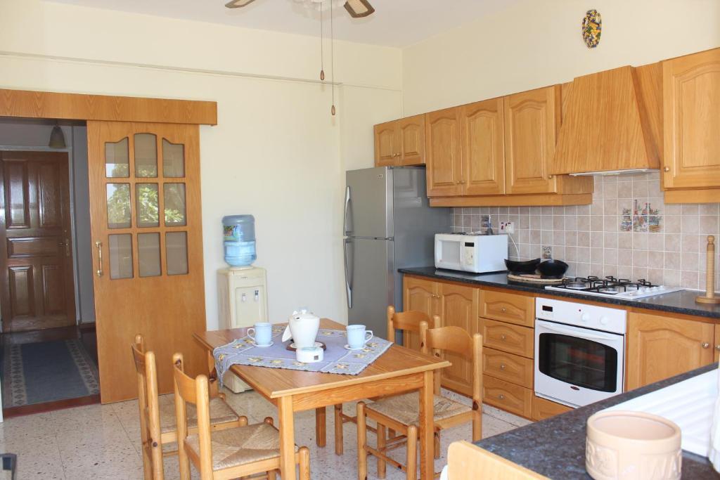 Kavalla Forest Villas Paphos Zimmer foto