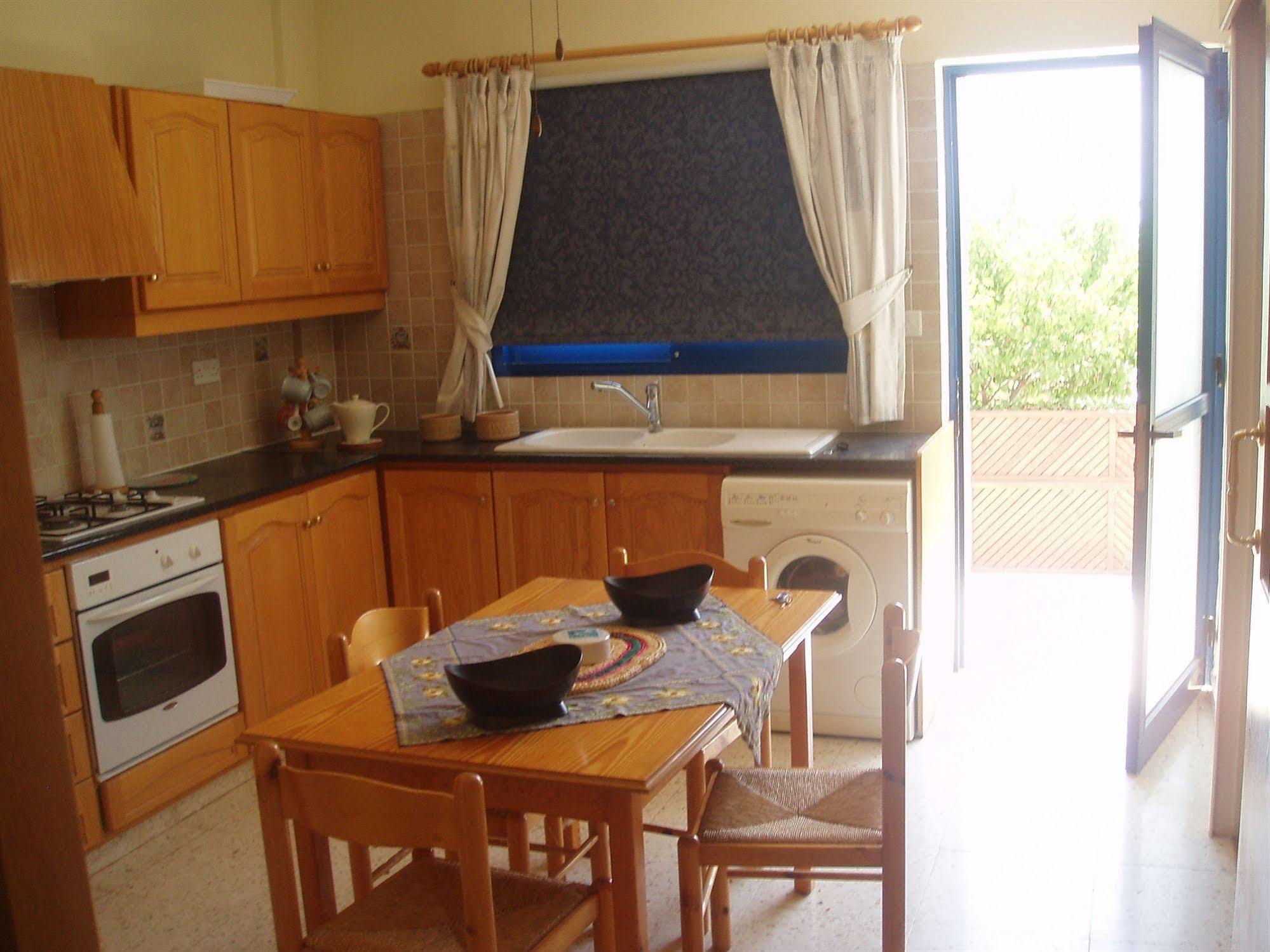 Kavalla Forest Villas Paphos Exterior foto